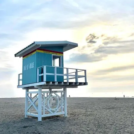 Refuge Chaleureux Et Lumineux, Wifi, Balcon, Parking Au Coeur De Apartamento