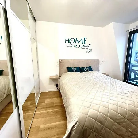 Sejour Authentique - Balcon, Parking & Wifi Ultra-rapide Deauville