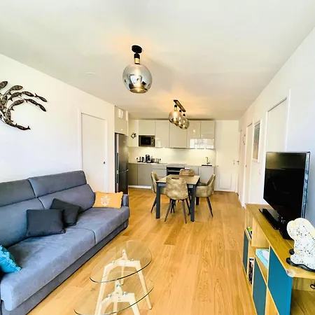 Daire Refuge Chaleureux Et Lumineux, Wifi, Balcon, Parking Au Coeur De Deauville