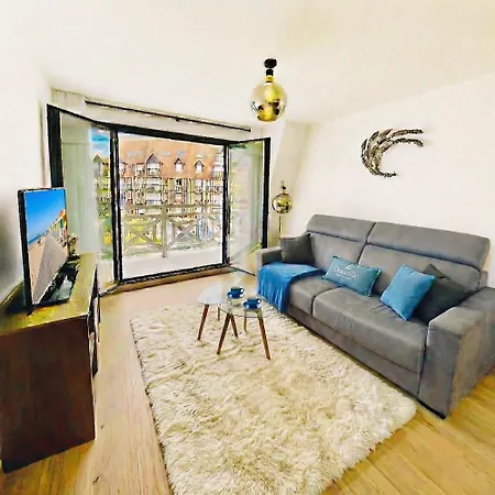 아파트 Refuge Chaleureux Et Lumineux, Wifi, Balcon, Parking Au Coeur De 도빌